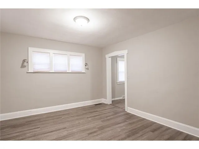 $2,399 | 3547 North Girard Avenue, Minneapolis, MN 55412