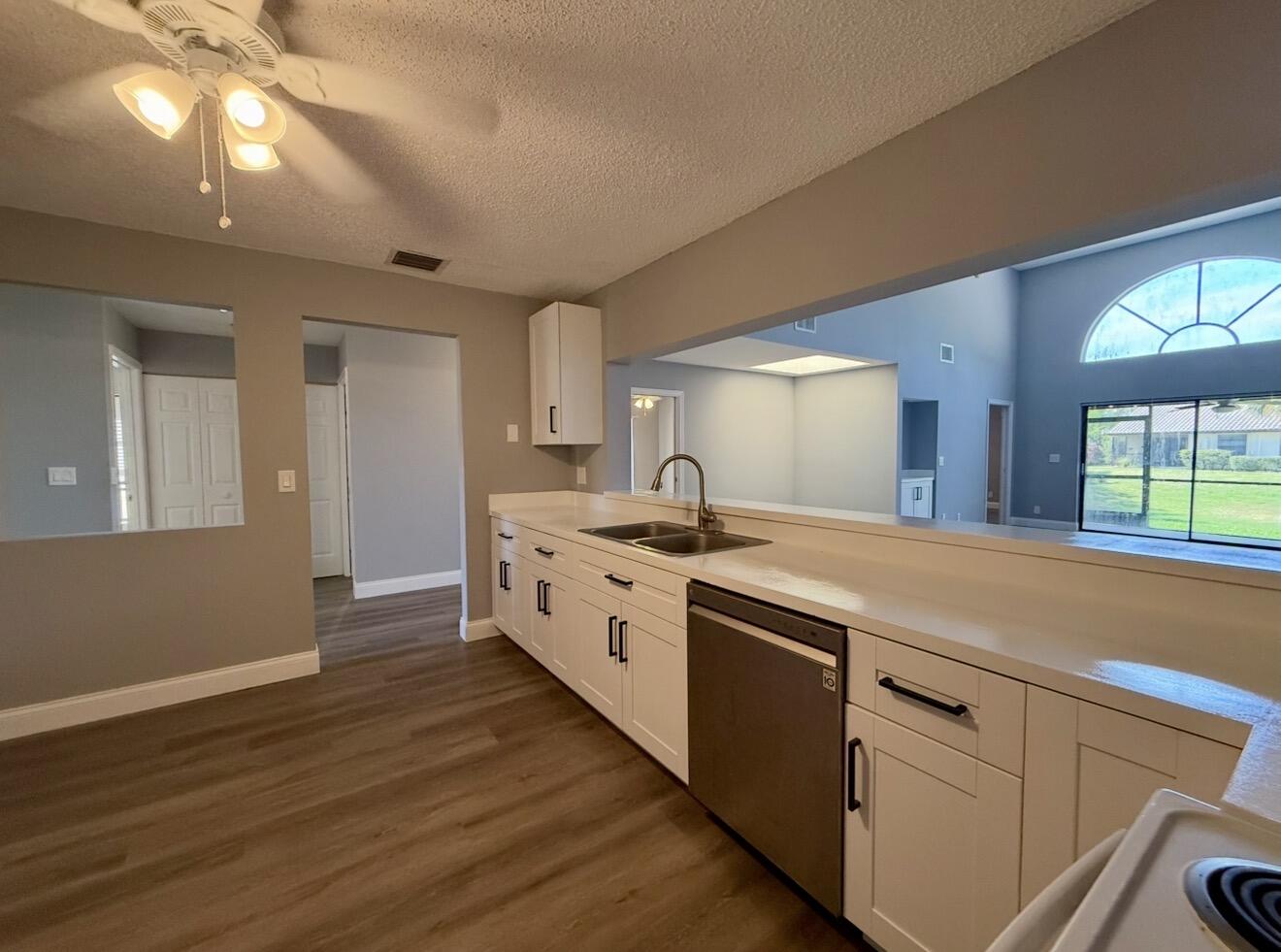 432 Ashwood Place Boca Raton, FL 33431 - Photo 11 of 61 IMG_5253