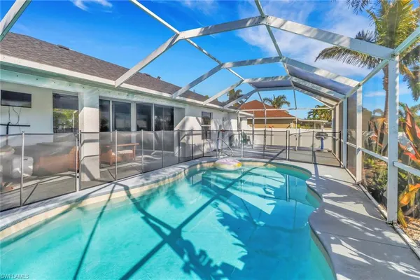 $3,200 | 2026 Southwest 31st Terrace, Cape Coral, FL 33914