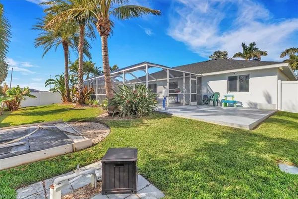 $3,200 | 2026 Southwest 31st Terrace, Cape Coral, FL 33914