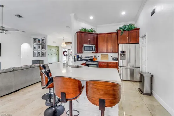 $3,200 | 2026 Southwest 31st Terrace, Cape Coral, FL 33914