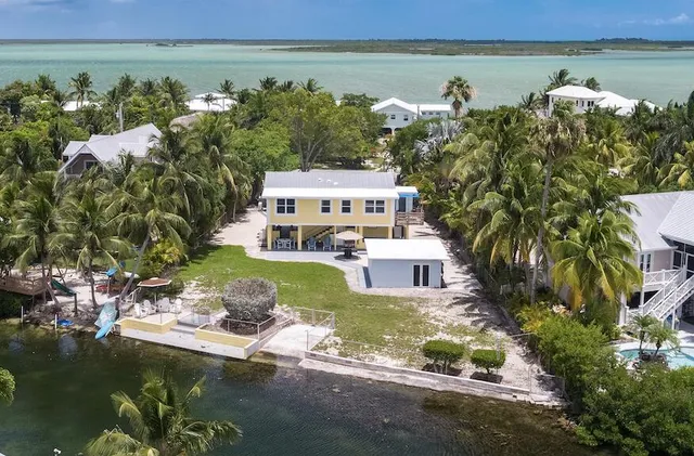 $1,295,000 | 56 Bay Drive, Key West, FL 33040