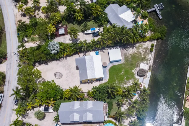 $1,295,000 | 56 Bay Drive, Key West, FL 33040