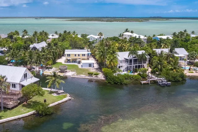$1,295,000 | 56 Bay Drive, Key West, FL 33040