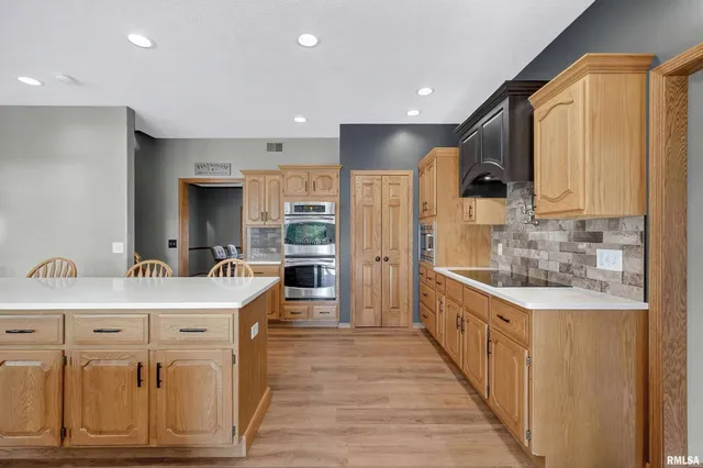 $669,000 | 2919 East 44th Court, Davenport, IA 52807