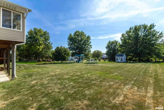 $669,000 | 2919 East 44th Court, Davenport, IA 52807