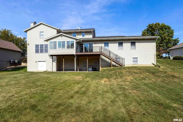 $669,000 | 2919 East 44th Court, Davenport, IA 52807