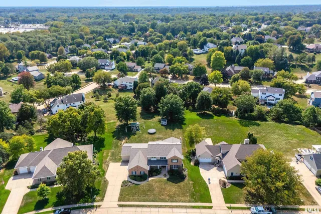 $669,000 | 2919 East 44th Court, Davenport, IA 52807