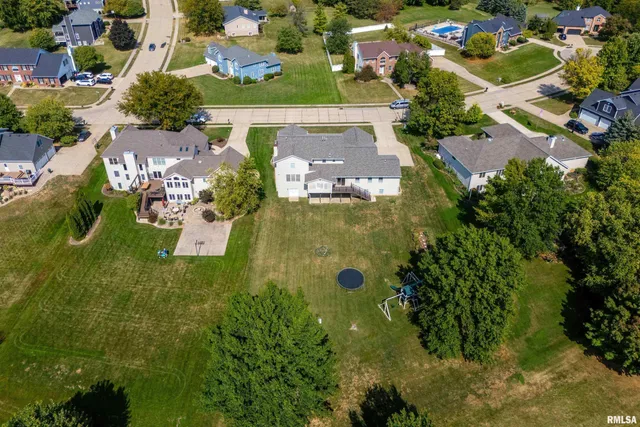 $669,000 | 2919 East 44th Court, Davenport, IA 52807