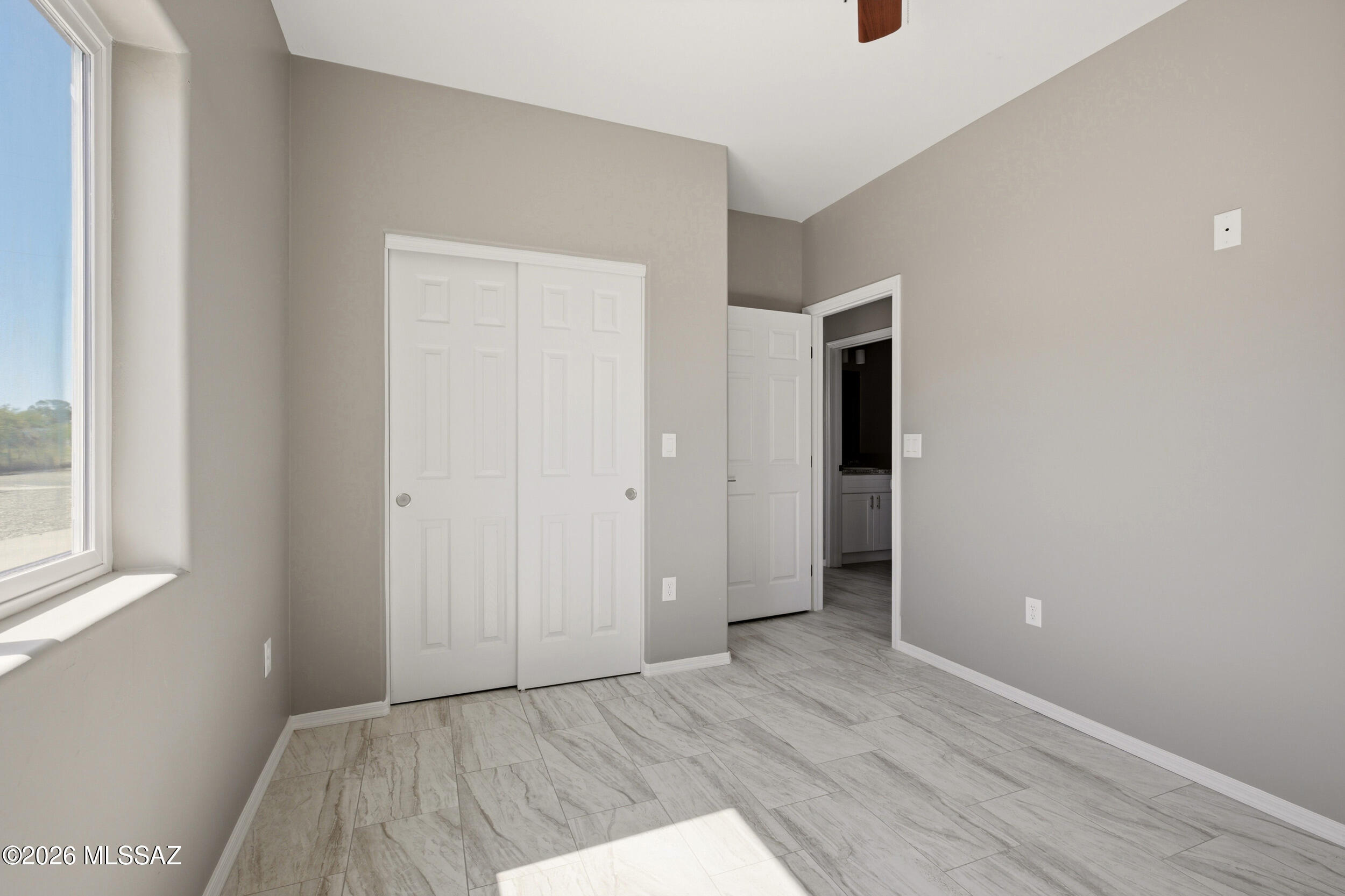 378 East Corona Road Tucson, AZ 85756 - Photo 13 of 43