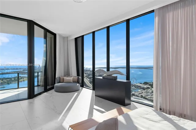 a view of parking area