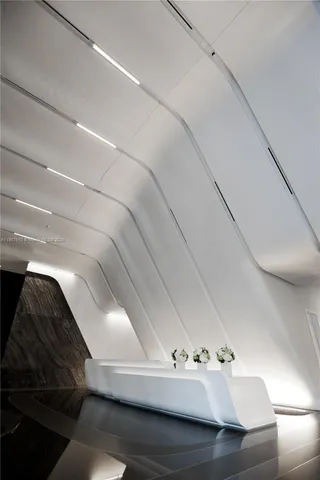 $7,495,000 | 1000 Biscayne Boulevard, Unit LPH 4901, Miami, FL 33132