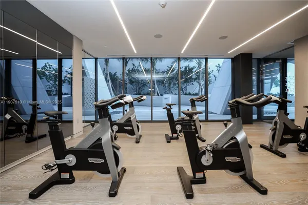$7,495,000 | 1000 Biscayne Boulevard, Unit LPH 4901, Miami, FL 33132
