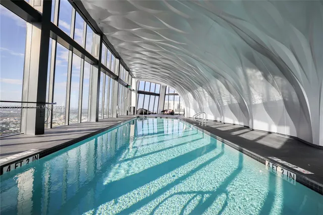 $7,495,000 | 1000 Biscayne Boulevard, Unit LPH 4901, Miami, FL 33132