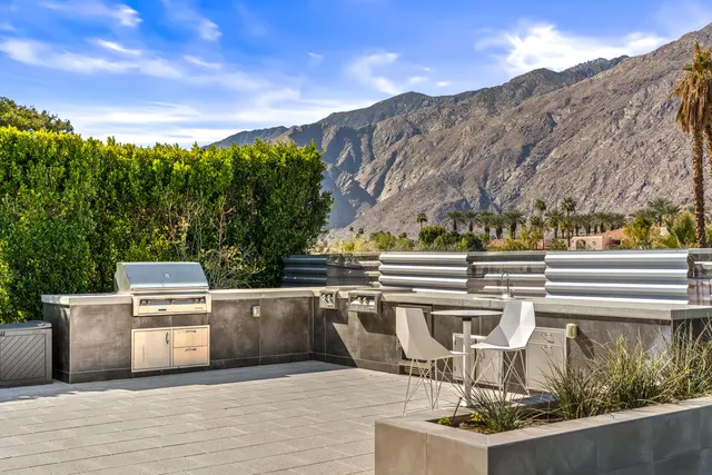 $3,100,000 | 427 North Avenida Caballeros, Palm Springs, CA 92262