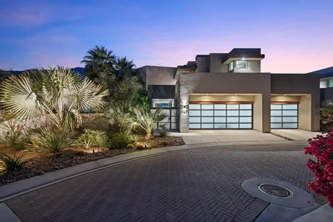 $3,100,000 | 427 North Avenida Caballeros, Palm Springs, CA 92262