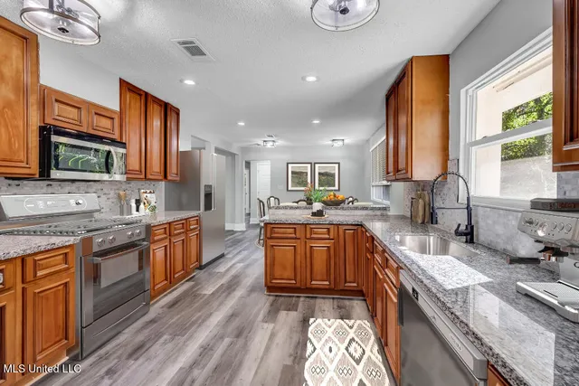 $179,000 | 1543 North Beech Street, Picayune, MS 39466