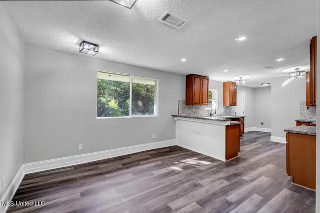 $179,000 | 1543 North Beech Street, Picayune, MS 39466