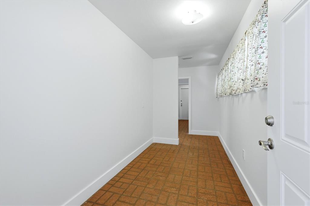 616 Lyons Lane Longboat Key, FL 34228 - Photo 26 of 47