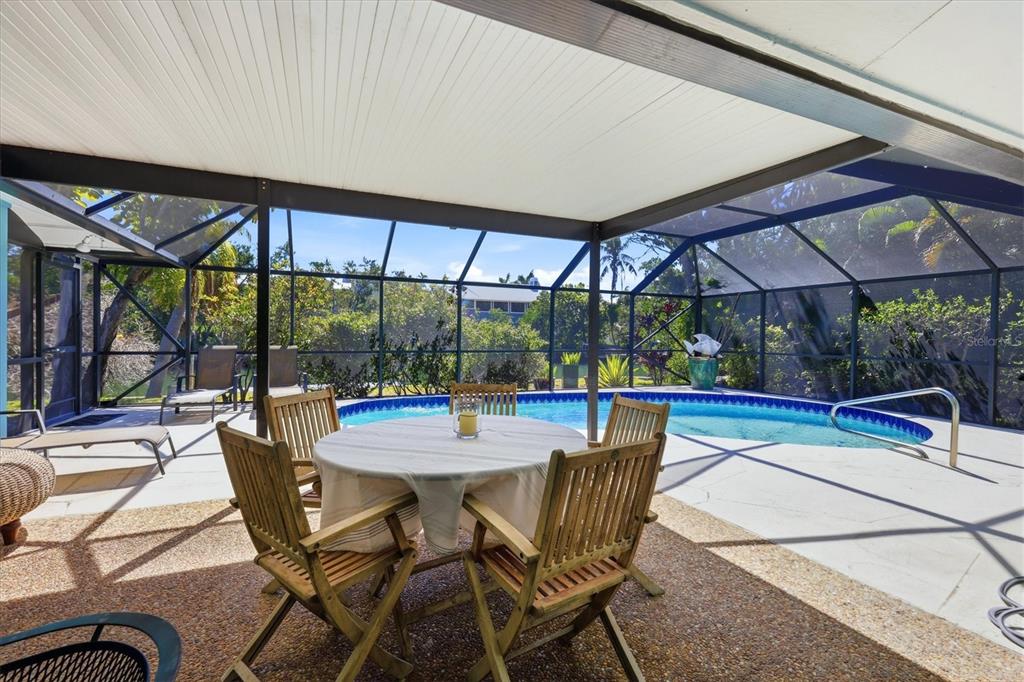 616 Lyons Lane Longboat Key, FL 34228 - Photo 35 of 47