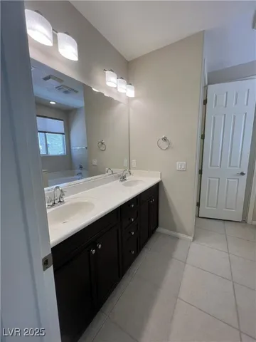 $2,400 | Undisclosed Address, Las Vegas, NV 89149