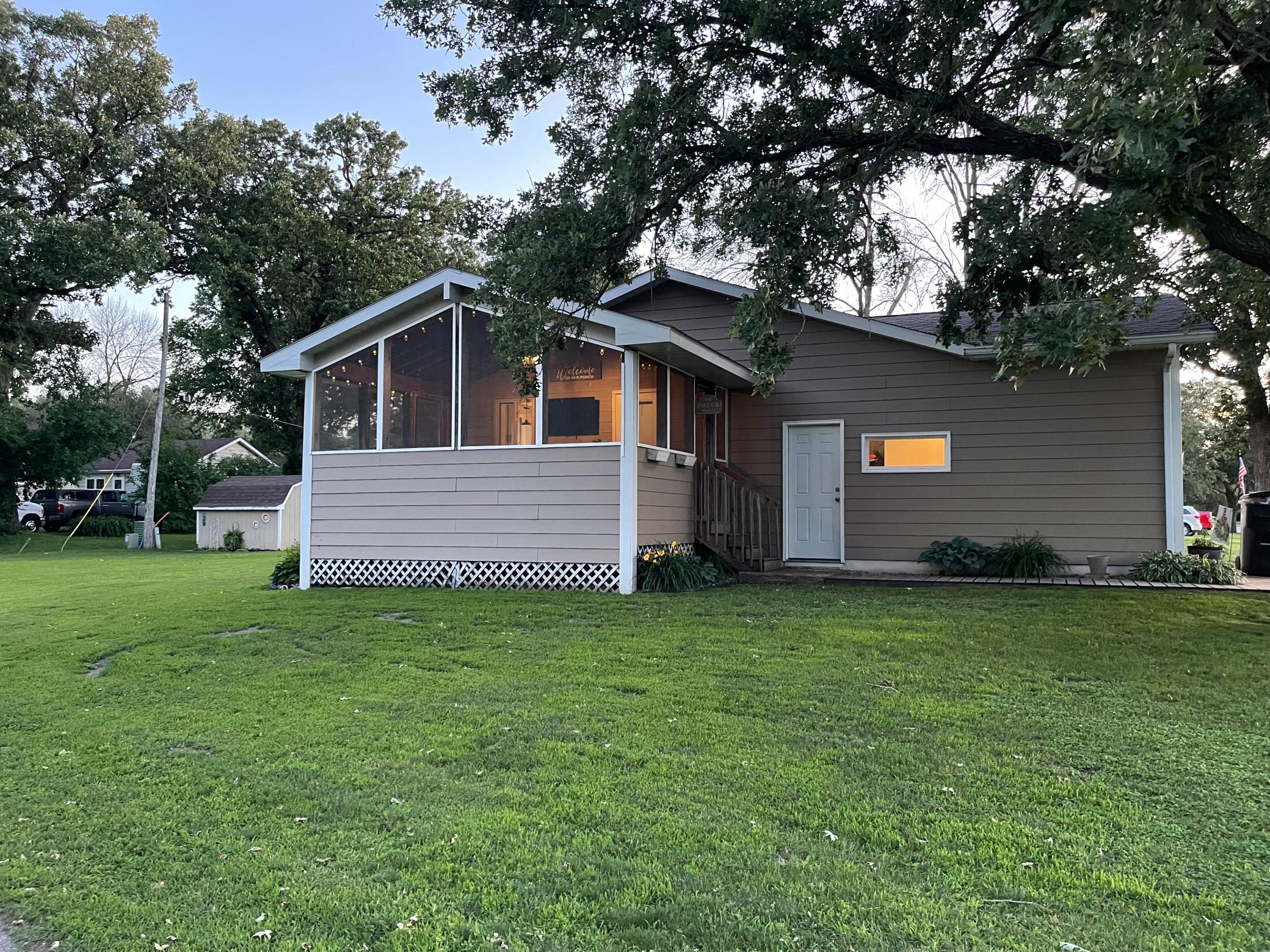 901 22nd Avenue Southwest Austin, MN 55912 - Photo 5 of 57