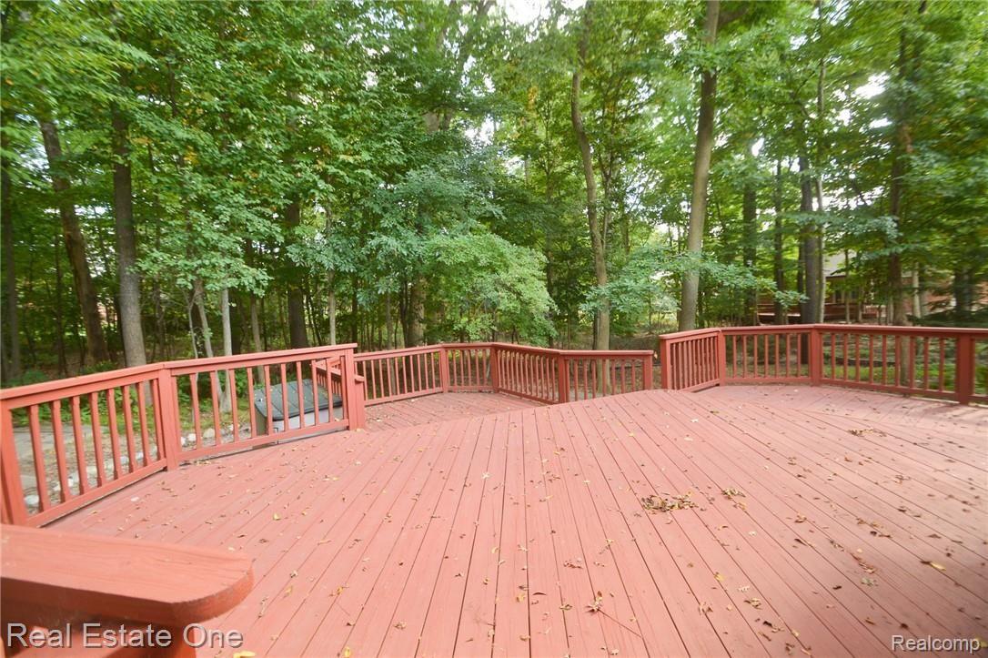524 Rochdale Drive North Rochester, MI 48309 - Photo 19 of 26 DSC_8083.jpg