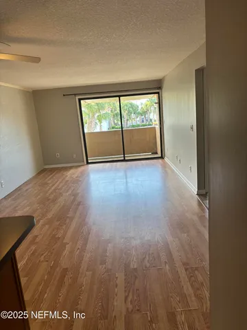 $1,695 | 1000 3rd Street, Unit D, Neptune Beach, FL 32266