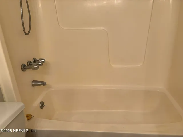 $1,695 | 1000 3rd Street, Unit D, Neptune Beach, FL 32266