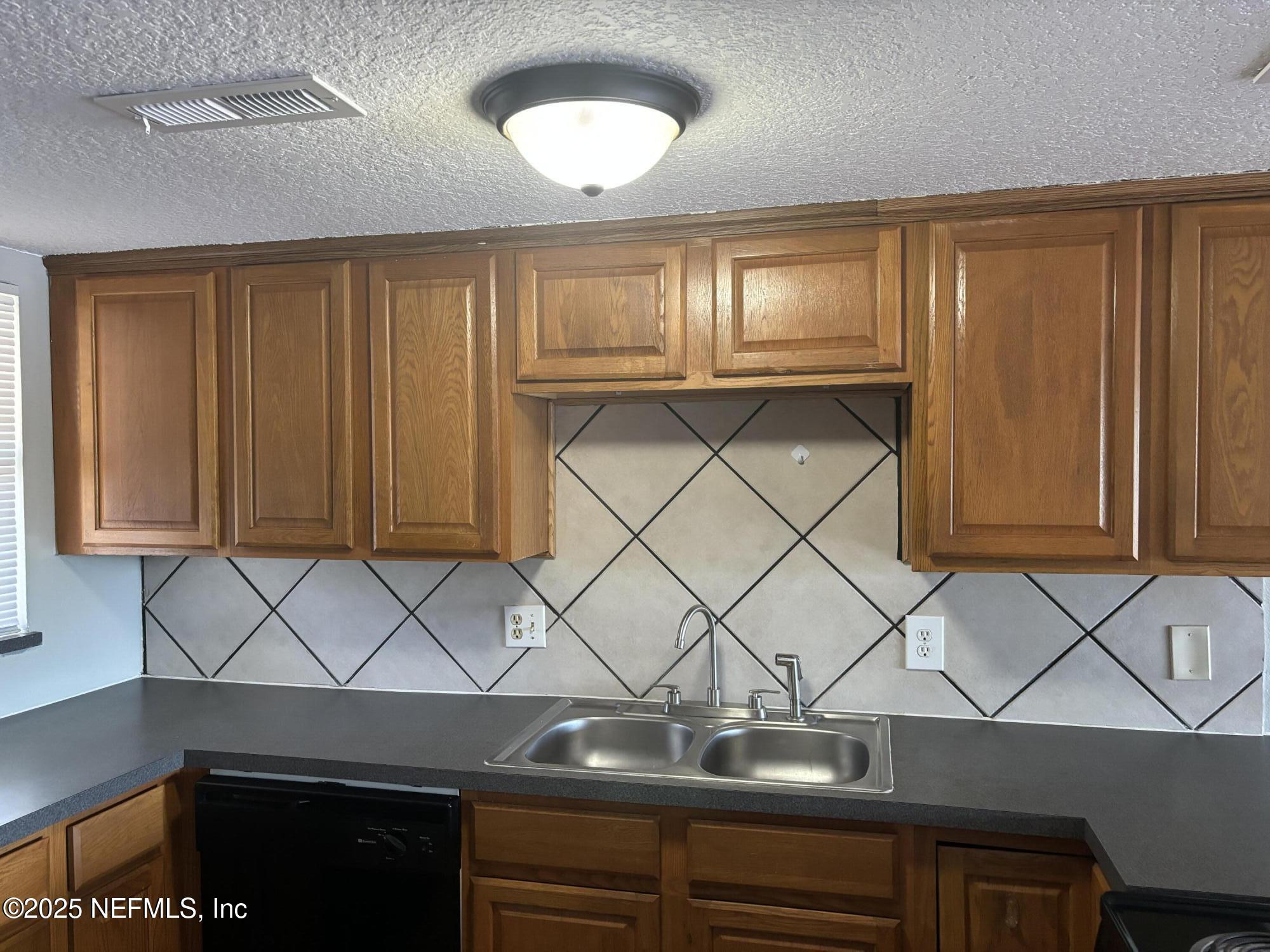 1000 3rd Street, Unit D Neptune Beach, FL 32266 - Photo 9 of 46 IMG_7151