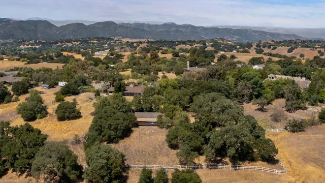 $2,700,000 | 2591 Deer Hill Lane, Solvang, CA 93463