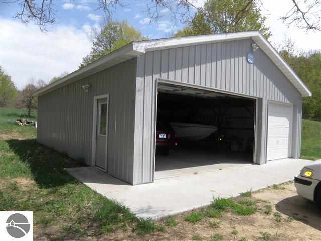 6575 Hunt Road Arcadia, MI 49613 - Photo 24 of 36 1791779-23.JPG