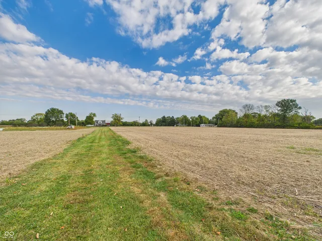 $700,000 | 1000 East North, Pendleton, IN 46064