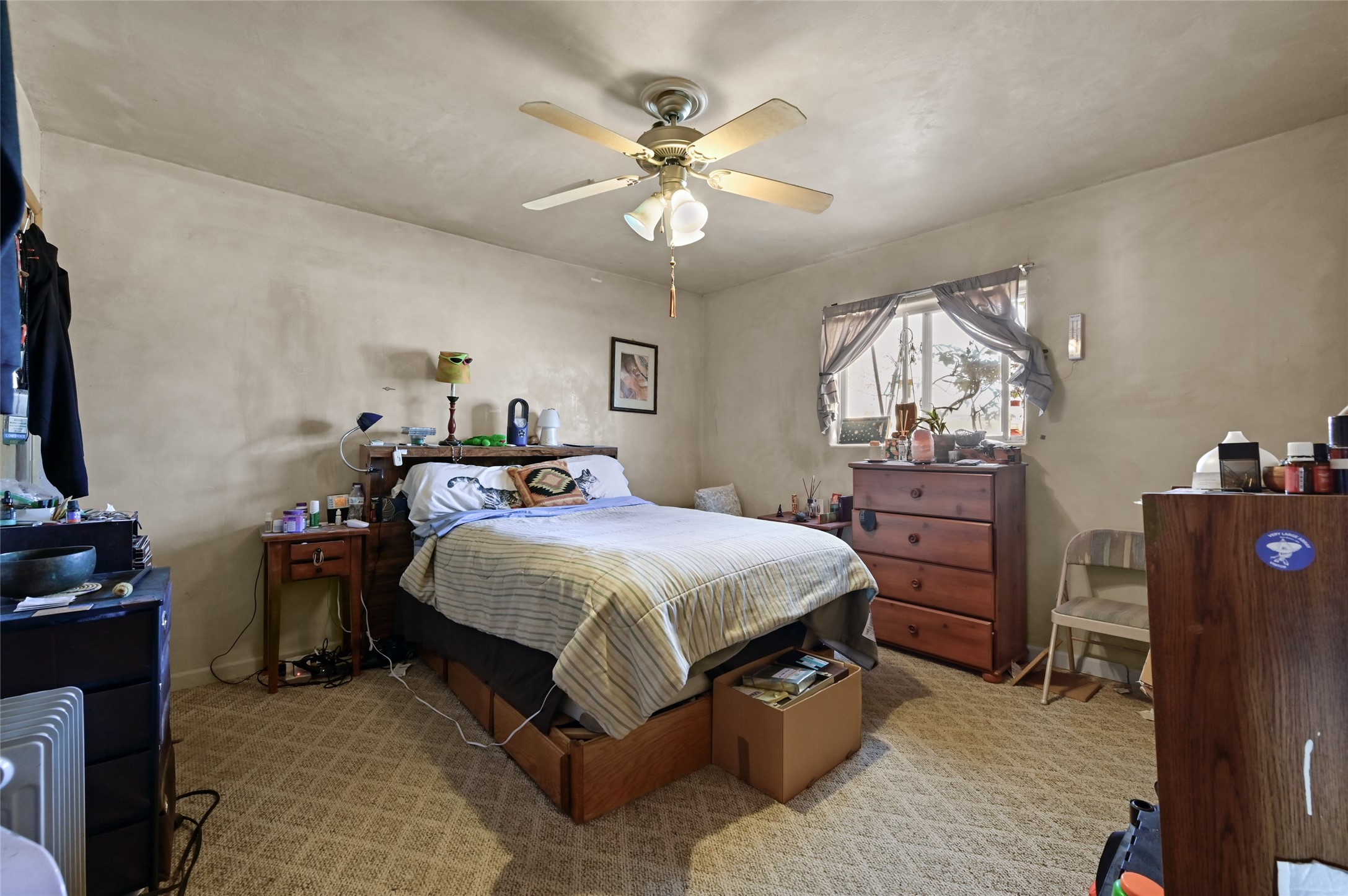 2829 Siringo Road Santa Fe, NM 87507 - Photo 10 of 18 Primary Bedroom