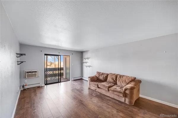 $229,900 | 7740 West 35th Avenue, Unit 214, Wheat Ridge, CO 80033
