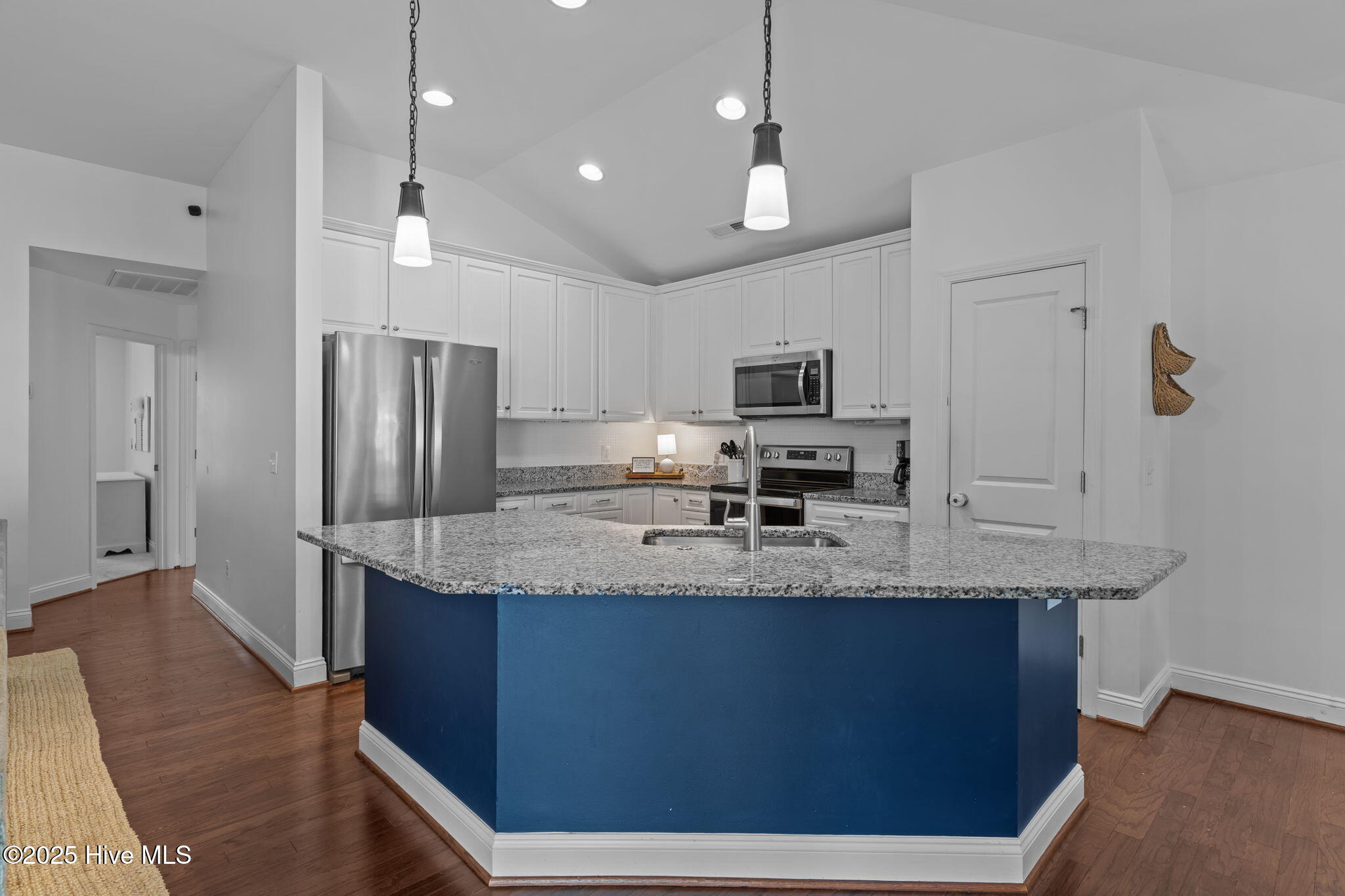 4482 Frying Pan Road Southeast Southport, NC 28461 - Photo 15 of 50 32-web-or-mls-BTS06189