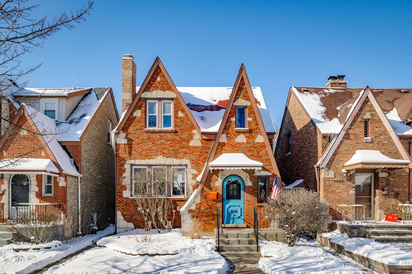 1630 Grove Avenue Berwyn, IL 60402 - Photo 1 of 30