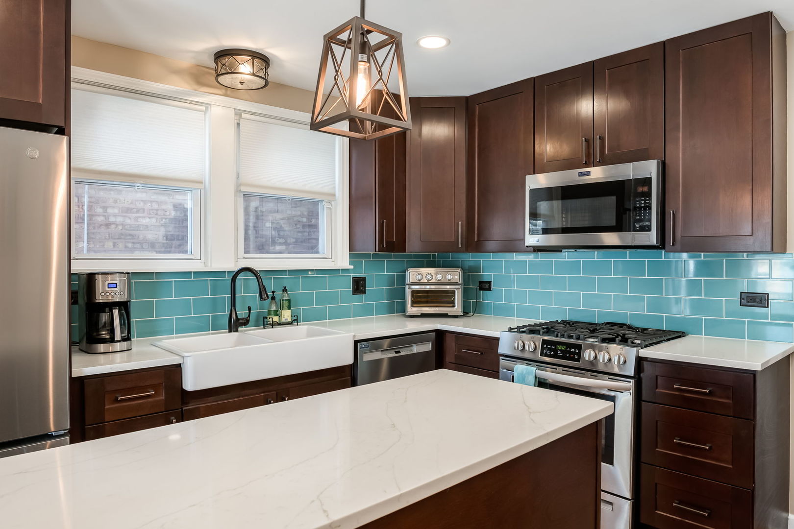 1630 Grove Avenue Berwyn, IL 60402 - Photo 13 of 30