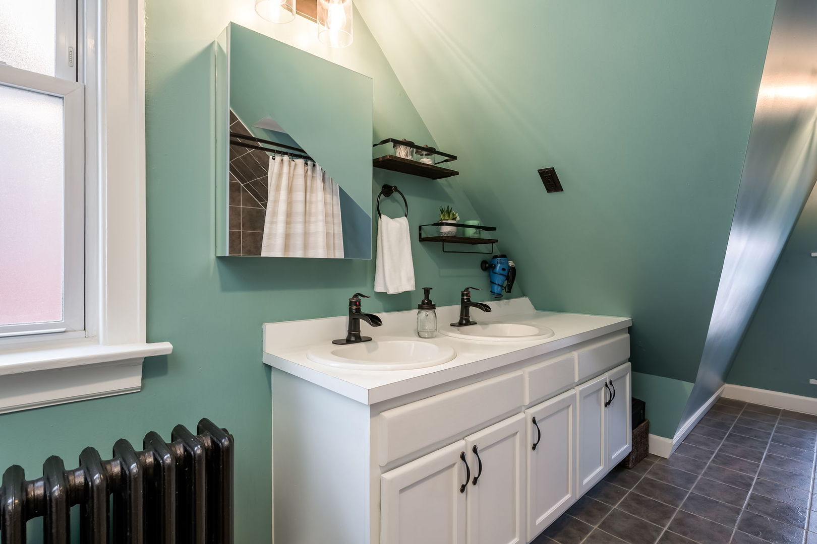 1630 Grove Avenue Berwyn, IL 60402 - Photo 16 of 30