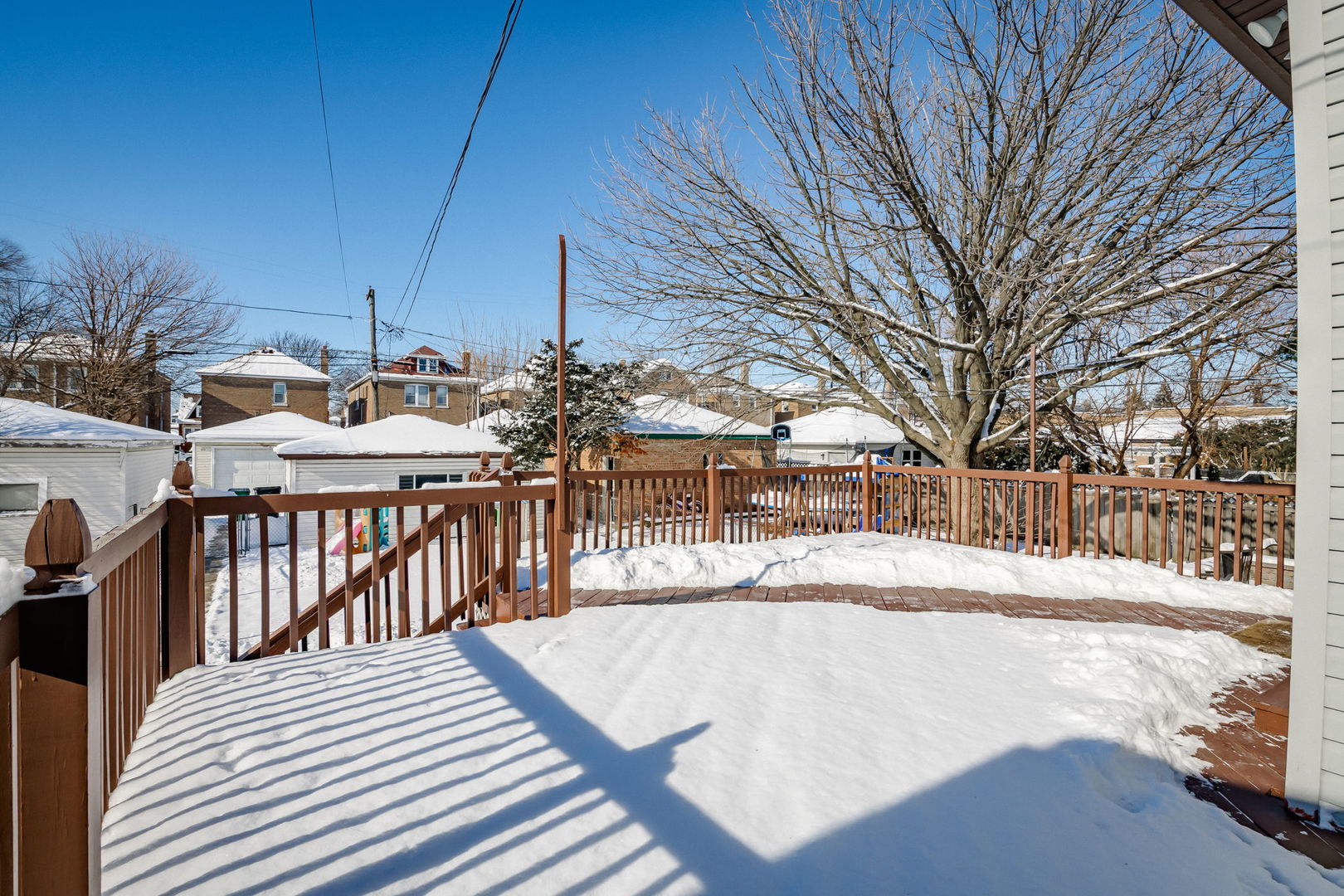 1630 Grove Avenue Berwyn, IL 60402 - Photo 3 of 30