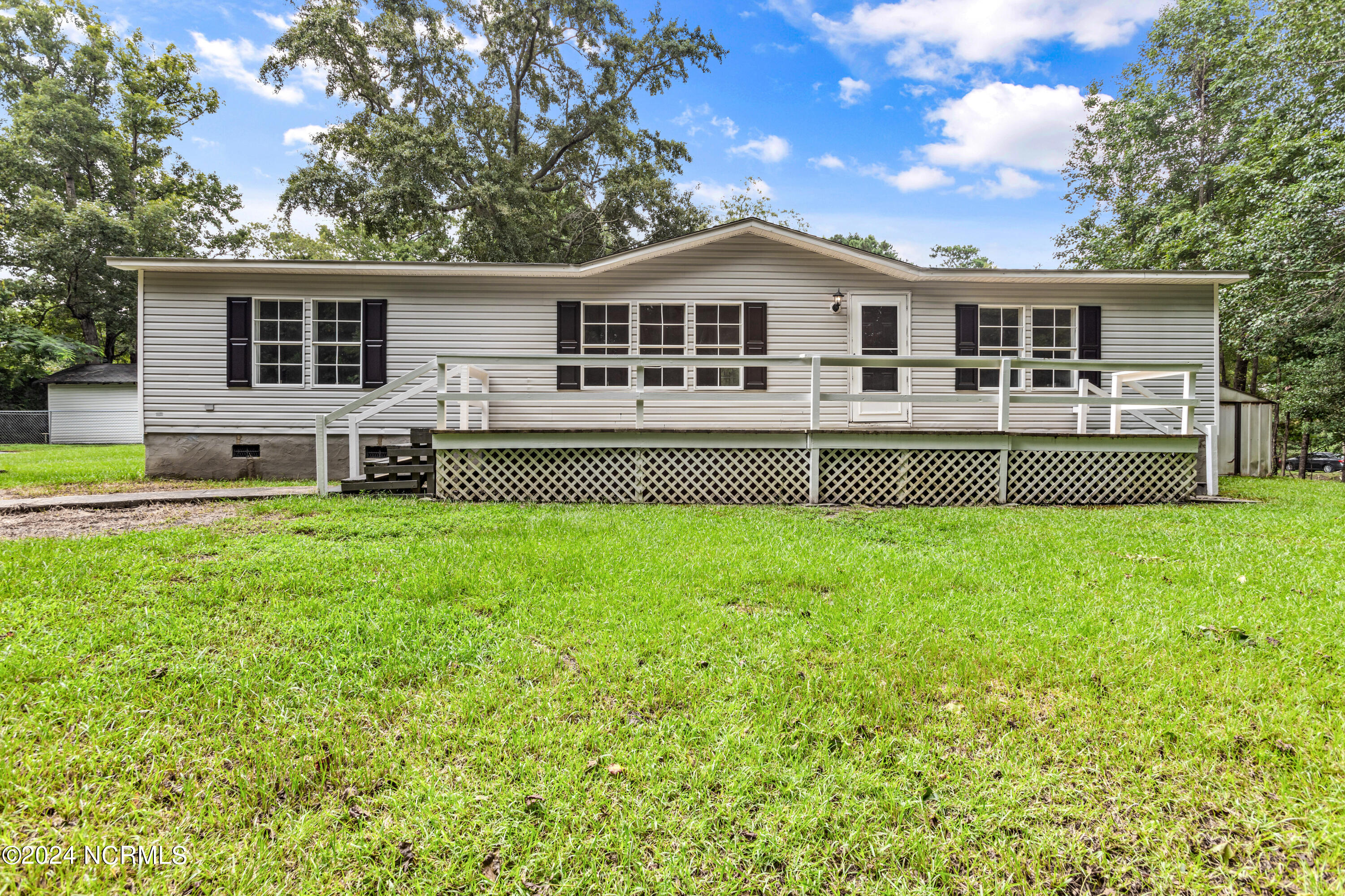 145 Quail Point Drive Hubert, NC 28539 - Photo 1 of 20 00