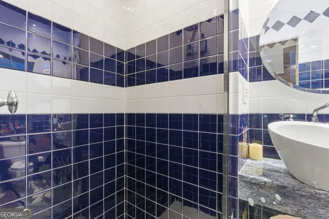 a bathroom with a bathtub