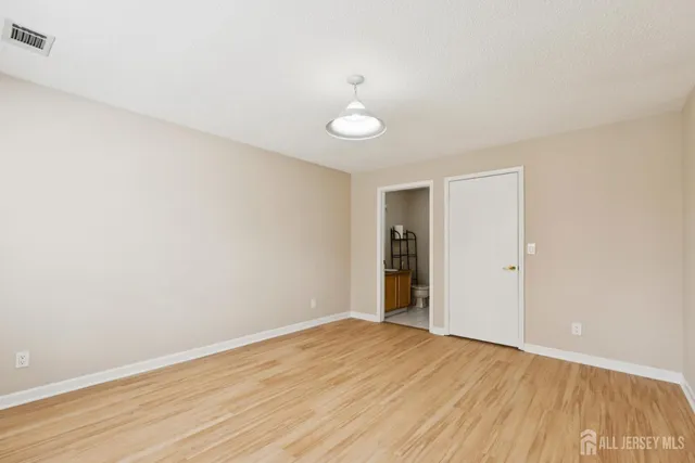 $359,000 | 20 Austin Court, Unit 7, Freehold, NJ 07728