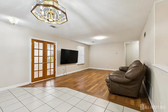 $359,000 | 20 Austin Court, Unit 7, Freehold, NJ 07728