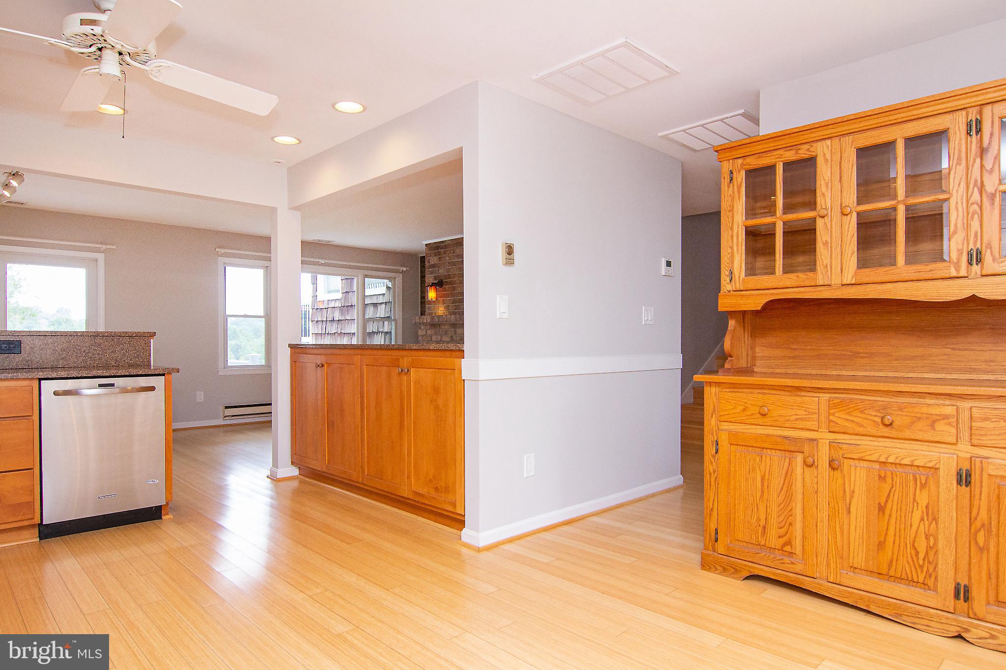 2634 Coon Club Road Westminster, MD 21157 - Photo 11 of 55 Eat-in Kitchen