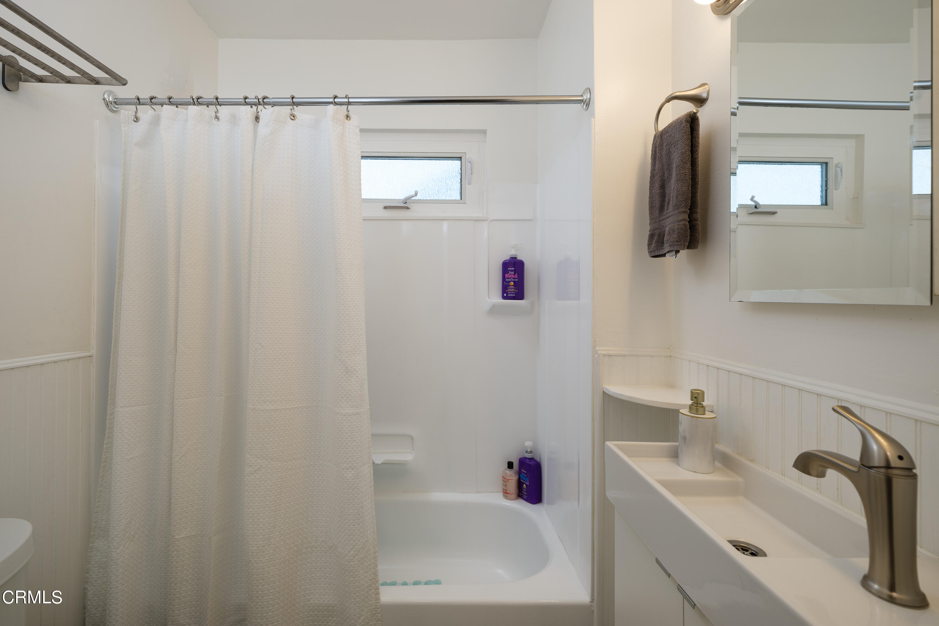 1794 Beverly Drive Pasadena, CA 91104 - Photo 22 of 56 a bathroom with a sink and a mirror