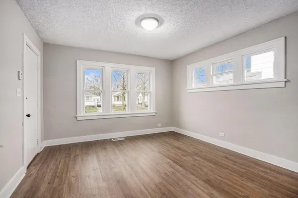 $1,650 | 1881 Manz Street, Muskegon, MI 49442
