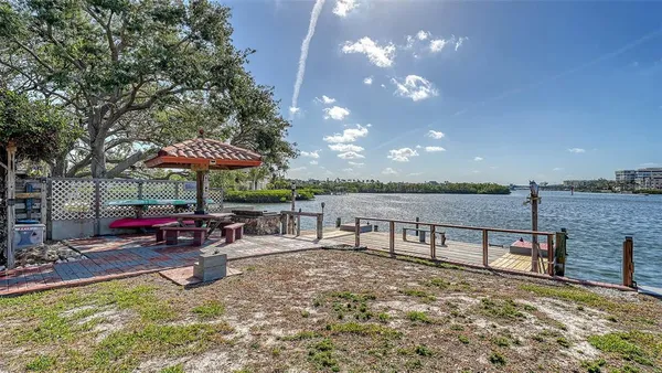 $3,500,000 | 1444 Ridgewood Lane, Sarasota, FL 34231