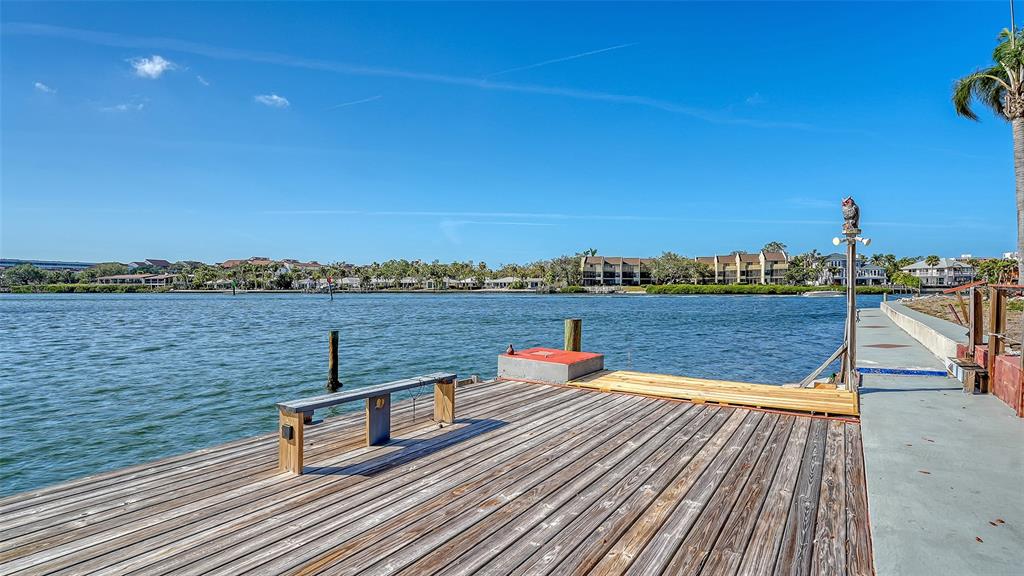 1444 Ridgewood Lane Sarasota, FL 34231 - Photo 36 of 53