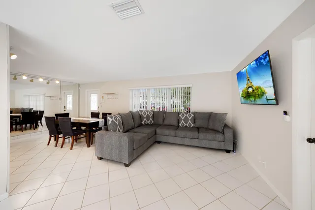 $725,000 | 2102 Northeast 68th Street, Fort Lauderdale, FL 33308